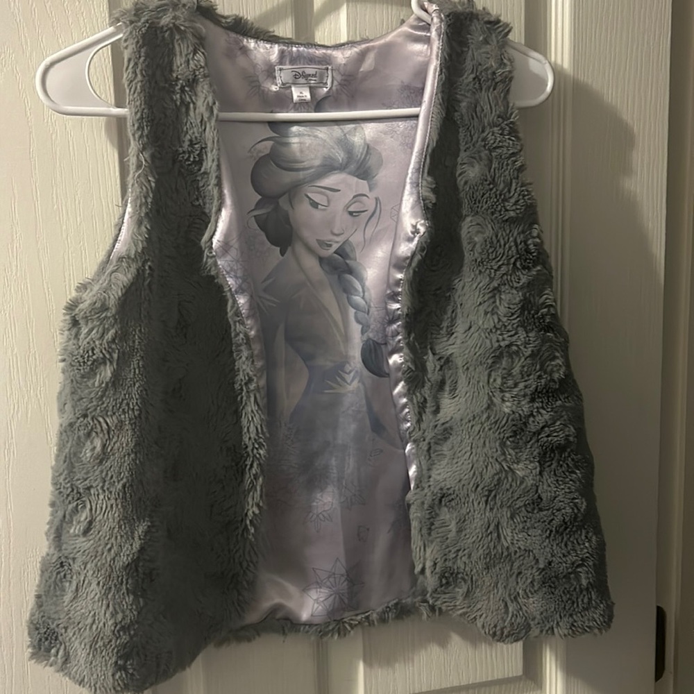 Disney D-signed Frozen Faux Fur Vest size XL
